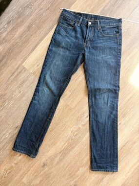 Levi Strauss & Co 511 Jeans. W32, L36. Lightly worn, in excellent condition!